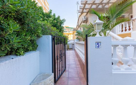 3 bedroom Bungalow in La Mata - HRE140927 - Photo - Small - 20