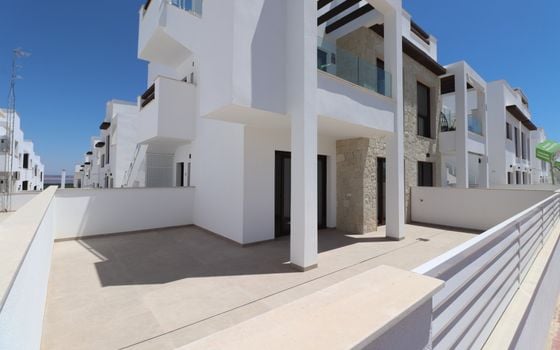 3 bedroom Apartment in Los Balcones - VRE141022 - Photo - 2