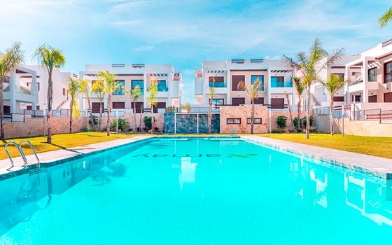 3 bedroom Apartment in Los Balcones - VRE141022 - Photo - 1