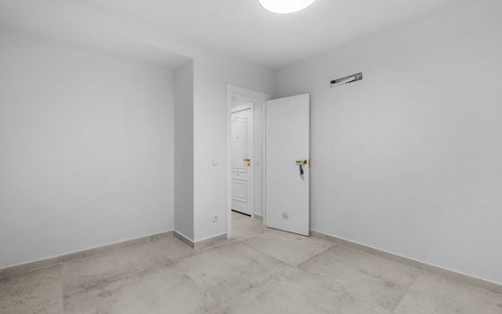 3 bedroom Apartment in Torrevieja - CBB141169 - Photo - Small - 16