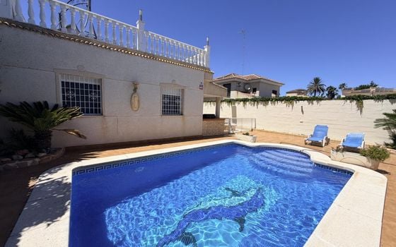 Villa de 5 chambres à Torrevieja - IMC141297 - Photo - 1