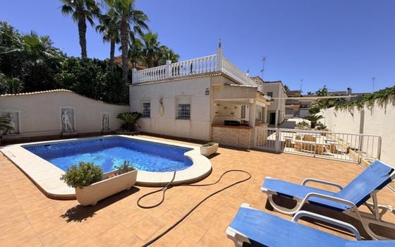 Villa de 5 chambres à Torrevieja - IMC141297 - Photo - 2