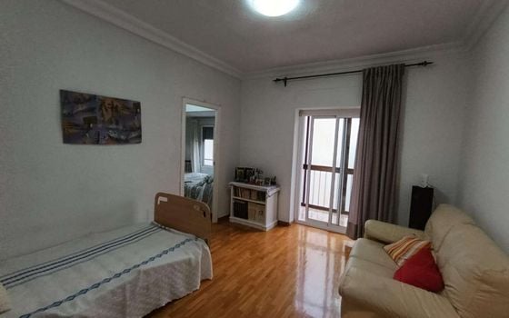 4 bedroom Apartment in Alicante - EES141474 - Photo - Small - 12