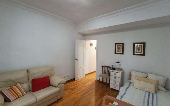 4 bedroom Apartment in Alicante - EES141474 - Photo - Small - 13