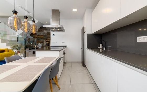 Townhouse de 3 chambres à Las Filipinas - URE141577 - Photo - Small - 14