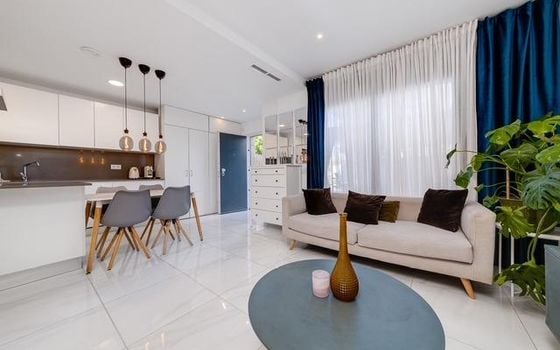 Townhouse de 3 chambres à Las Filipinas - URE141577 - Photo - Small - 6