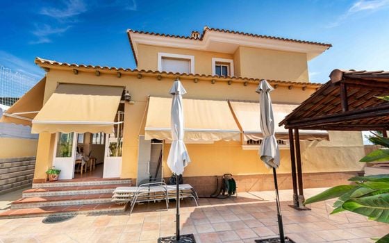 4 bedroom Villa in La Nucia - ABC141705 - Photo - 4