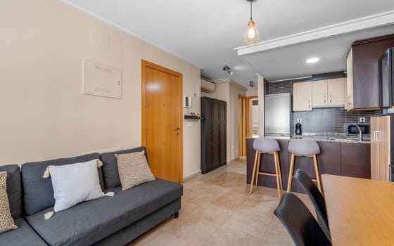 2 bedroom Apartment in Alicante - CBB141830 - Photo - 4