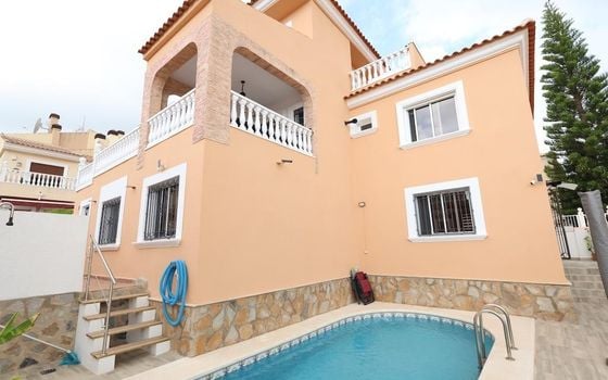 3 bedroom Villa in San Miguel de Salinas - CRR142692 - Photo - 1