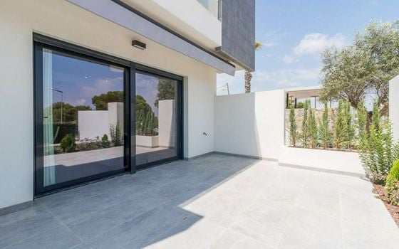 3 bedroom Apartment in Torrevieja - EES143246 - Photo - 2