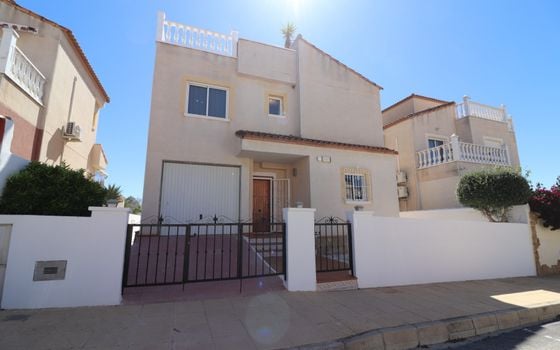 3 bedroom Villa in San Miguel de Salinas - VRE143334 - Photo - Small - 37