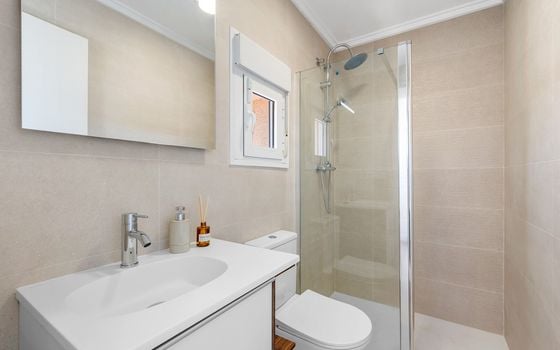 Villa de 3 chambres à Ciudad Quesada - CBB143828 - Photo - Small - 28