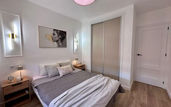 2 bedroom Apartment in Torrevieja - CT145061 - Photo - Small - 9