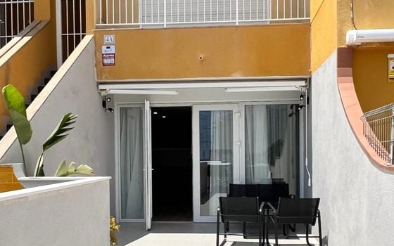 Bungalow de 2 chambres à Torrevieja - SLI146103 - Photo - 1