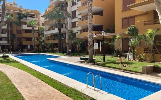 2 bedroom Apartment in Punta Prima - LR145193 - Photo - 2