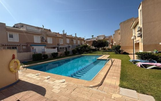 Duplex de 3 chambres à Torrevieja - CT145870 - Photo - 1