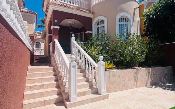 Villa de 3 chambres à Orihuela Costa - SLS145941 - Photo - 2