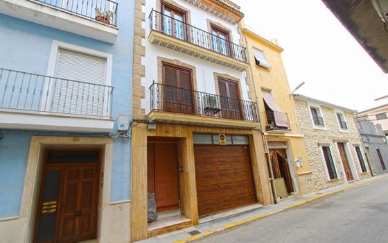 4 bedroom Townhouse in Pego - PGP145946 - Photo - 1