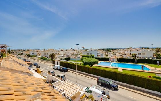 Bungalow de 2 chambres à Torrevieja - MRS145988 - Photo - Small - 24
