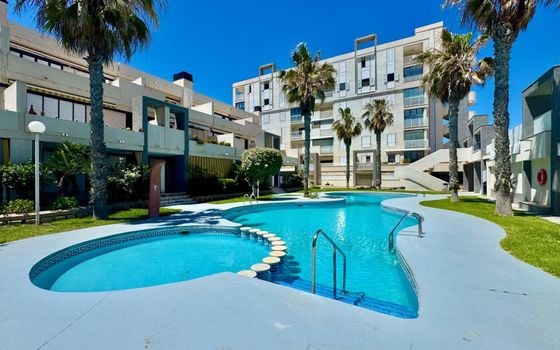 2 bedroom Apartment in Torrevieja - CBW146037 - Photo - 1