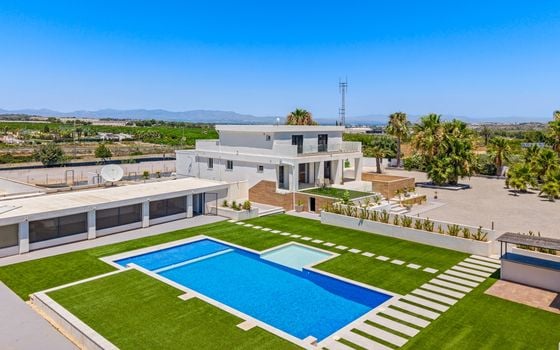 8 bedroom Villa in Los Montesinos - CBB146194 - Photo - Small - 45