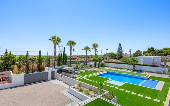 8 bedroom Villa in Los Montesinos - CBB146194 - Photo - Small - 44
