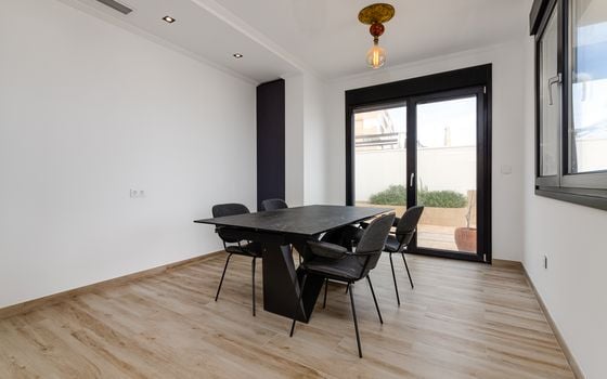 4 bedroom Villa in Torrevieja - CBC37369 - Photo - Small - 9