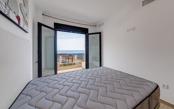 4 bedroom Villa in Torrevieja - CBC37369 - Photo - Small - 26