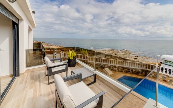 4 bedroom Villa in Torrevieja - CBC37369 - Photo - Small - 40