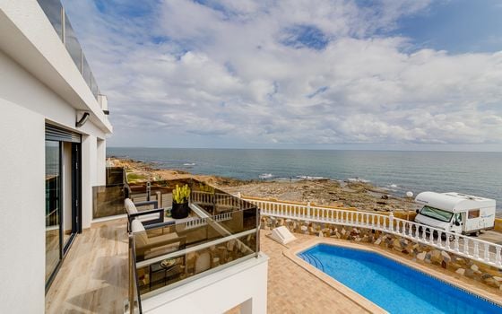Villa de 4 chambres à Torrevieja - CBC37369 - Photo - 3