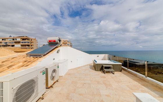 4 bedroom Villa in Torrevieja - CBC37369 - Photo - Small - 44