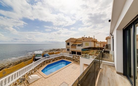 Villa de 4 chambres à Torrevieja - CBC37369 - Photo - 4