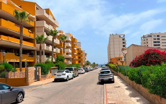 Appartement de 2 chambres à Punta Prima - LR146893 - Photo - 3