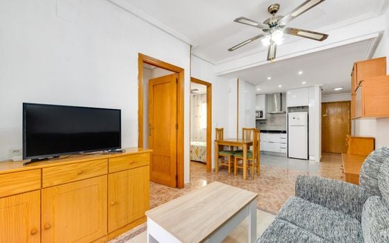 Apartament w Torrevieja, 2 sypialnie - CYM146968 - Zdjęcie - 3