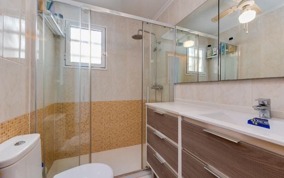 2 bedroom Apartment in Torrevieja - CYM146968 - Photo - Small - 17