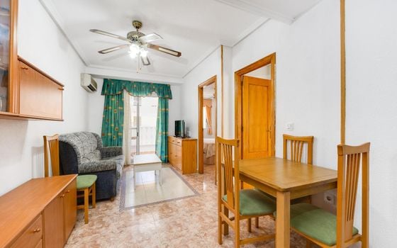 Apartament w Torrevieja, 2 sypialnie - CYM146968 - Zdjęcie - 4