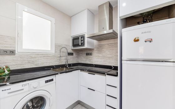 2 bedroom Apartment in Torrevieja - CYM146968 - Photo - Small - 8