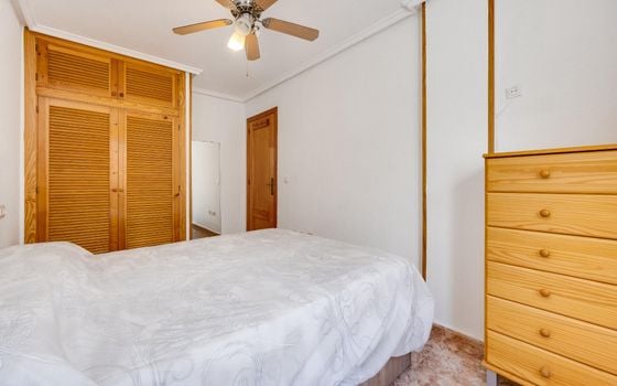 2 bedroom Apartment in Torrevieja - CYM146968 - Photo - Small - 12