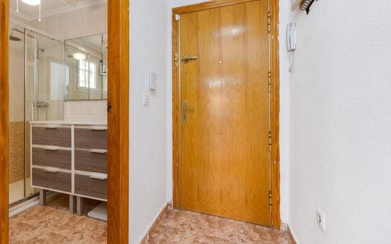 2 bedroom Apartment in Torrevieja - CYM146968 - Photo - Small - 16