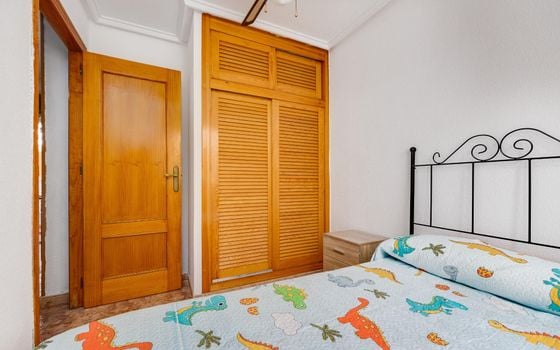 2 bedroom Apartment in Torrevieja - CYM146968 - Photo - Small - 15