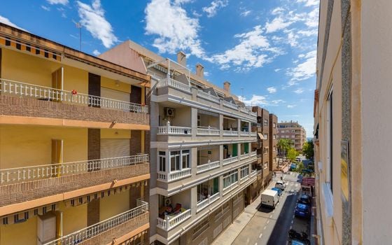 2 bedroom Apartment in Torrevieja - CYM146968 - Photo - Small - 19