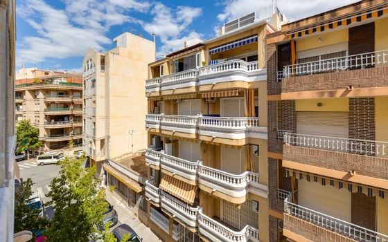 2 bedroom Apartment in Torrevieja - CYM146968 - Photo - Small - 21