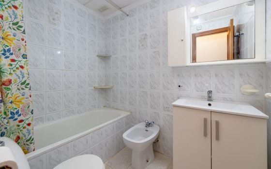 Appartement de 2 chambres à Torrevieja - CYM146969 - Photo - Small - 14