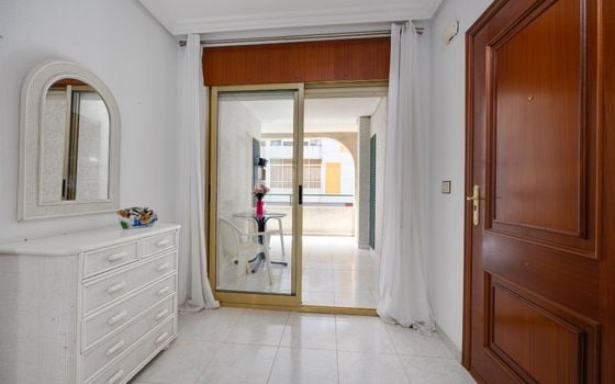 Appartement de 2 chambres à Torrevieja - CYM146969 - Photo - Small - 9