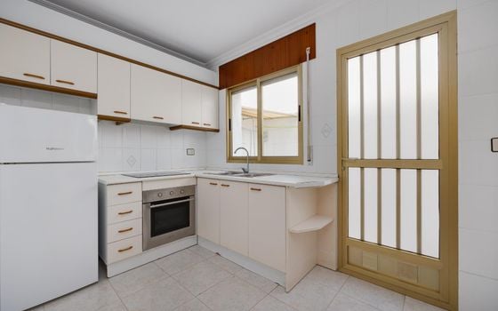 Appartement de 2 chambres à Torrevieja - CYM146969 - Photo - Small - 7