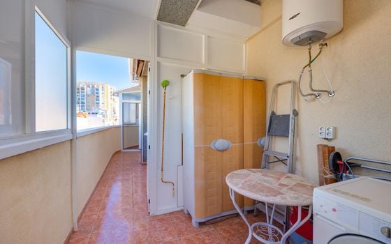 3 bedroom Penthouse in Torrevieja - CYM146971 - Photo - Small - 17