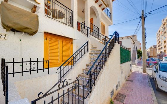 3 bedroom Bungalow in Torrevieja - CYM146972 - Photo - Small - 32