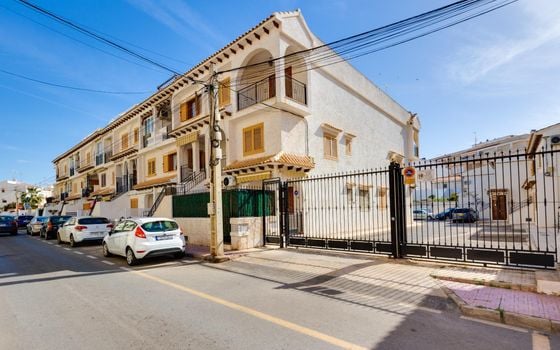 3 bedroom Bungalow in Torrevieja - CYM146972 - Photo - Small - 42