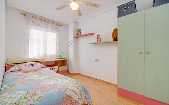 2 bedroom Apartment in Torrevieja - CYM146973 - Photo - Small - 16
