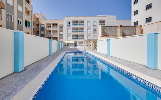 Appartement de 2 chambres à Torrevieja - CYM146973 - Photo - 1